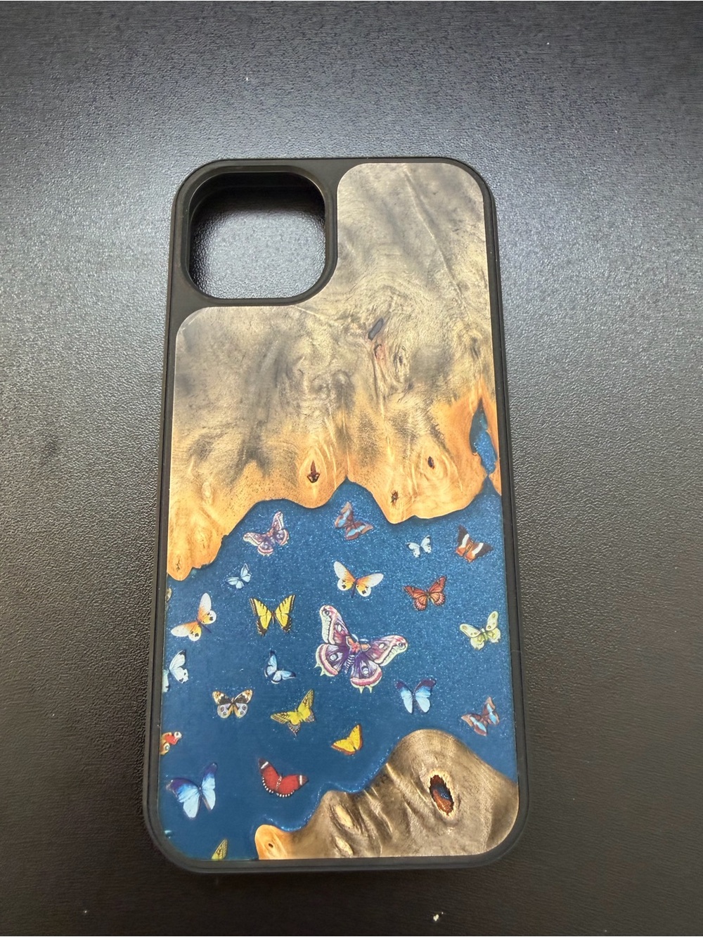NWOT Carved Traveler iPhone 13/14 Cases Wood Resin MagSafe Bloom Butterfly